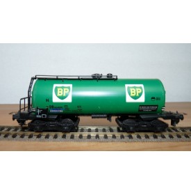 TRIX EXPRESS  3691, wagon citerne BP vert DB