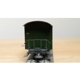 Voiture métallique à portes centrales AB 1157 Rhb BO