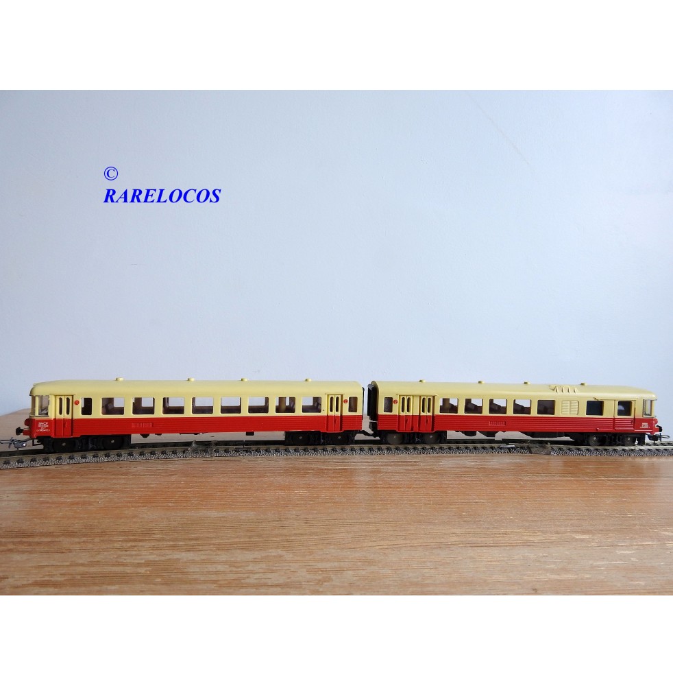 Autorail 425 CV X 4300 TC EAD ép III de la SNCF - Hornby HO-Meccano Autorail 425 CV X 4300 TC EAD ép III de la SNCF - Hornby HO-Meccano
