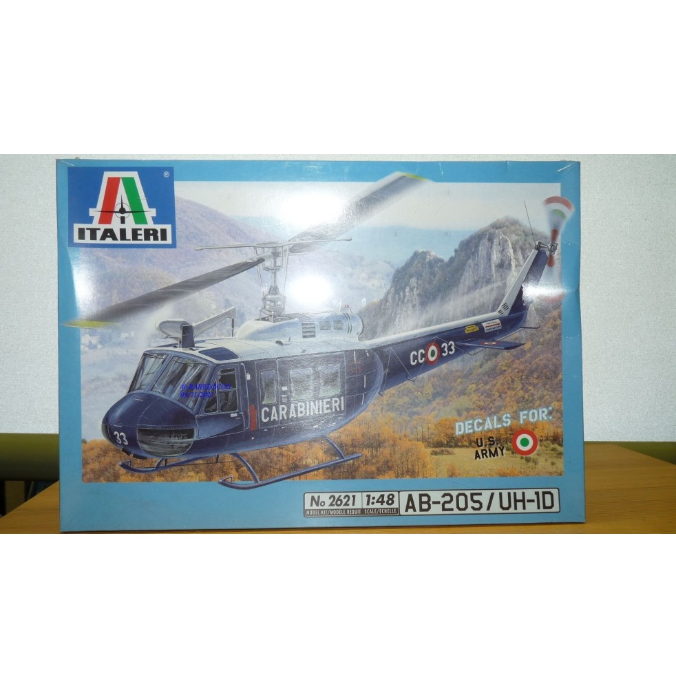 ITALERI 2621 Hélicoptère AB-205/ UH-1D "Huey" Neuf BO 1/48 