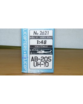 ITALERI 2621 Hélicoptère AB-205/ UH-1D "Huey" Neuf BO 1/48 