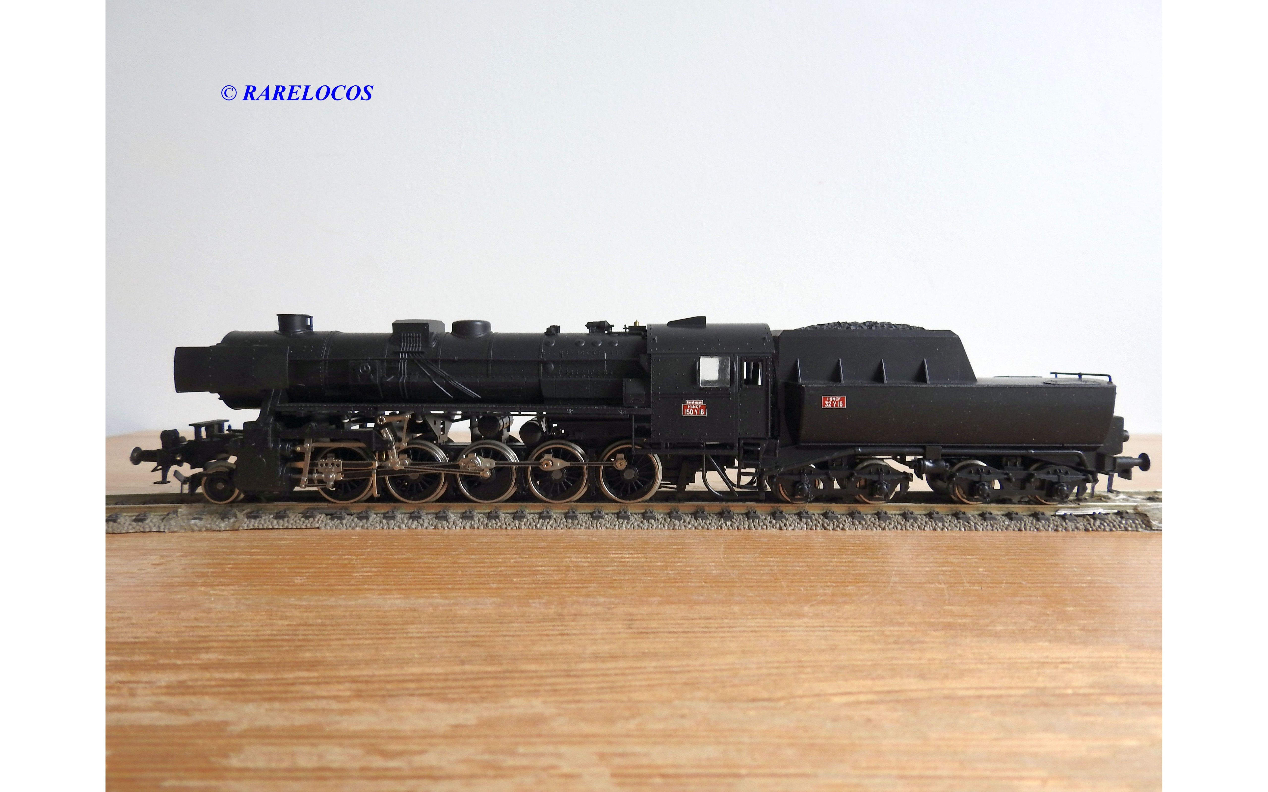 Locomotive à vapeur 150 Y 16 ROCO-7100038 - Modélisme