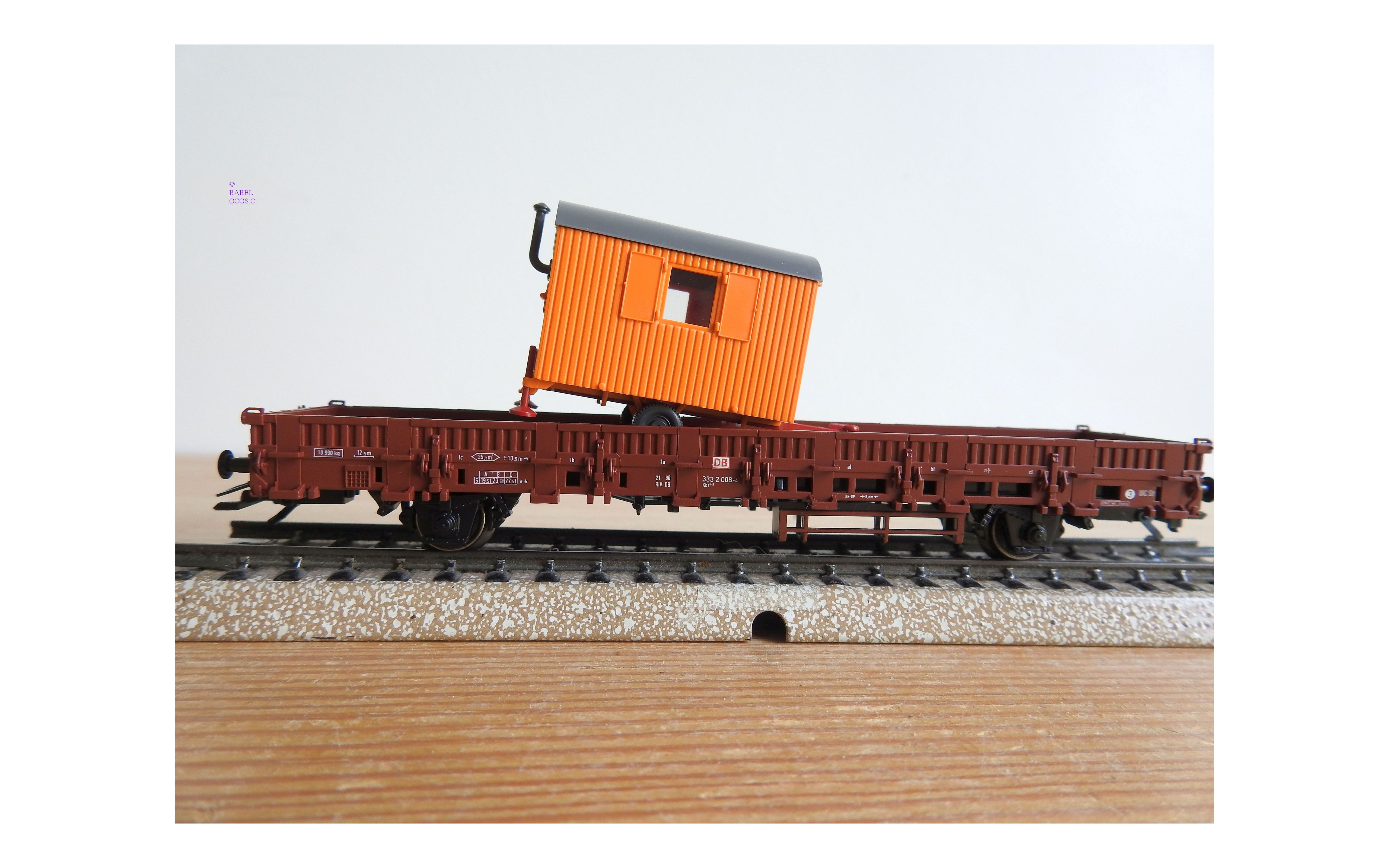 Märklin 4767.10, wagon plat porte conteneurs type Lgjs 598 VON HAUS ZU HAUS DB BO (Ref: #4767.10