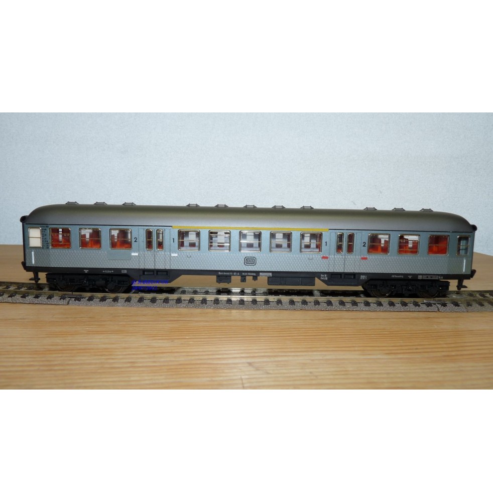 FLEISCHMANN 1511, voiture banlieue  "Silberling" 1/2 Kl. DB BO