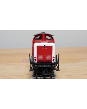 MÄRKLIN 3581 Loco diesel Br 221 DB BO