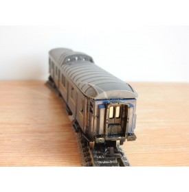 Mon petit train (modélisme ferroviaire): Montage de feux de fin de convoi sur un wagon FRET SNCF