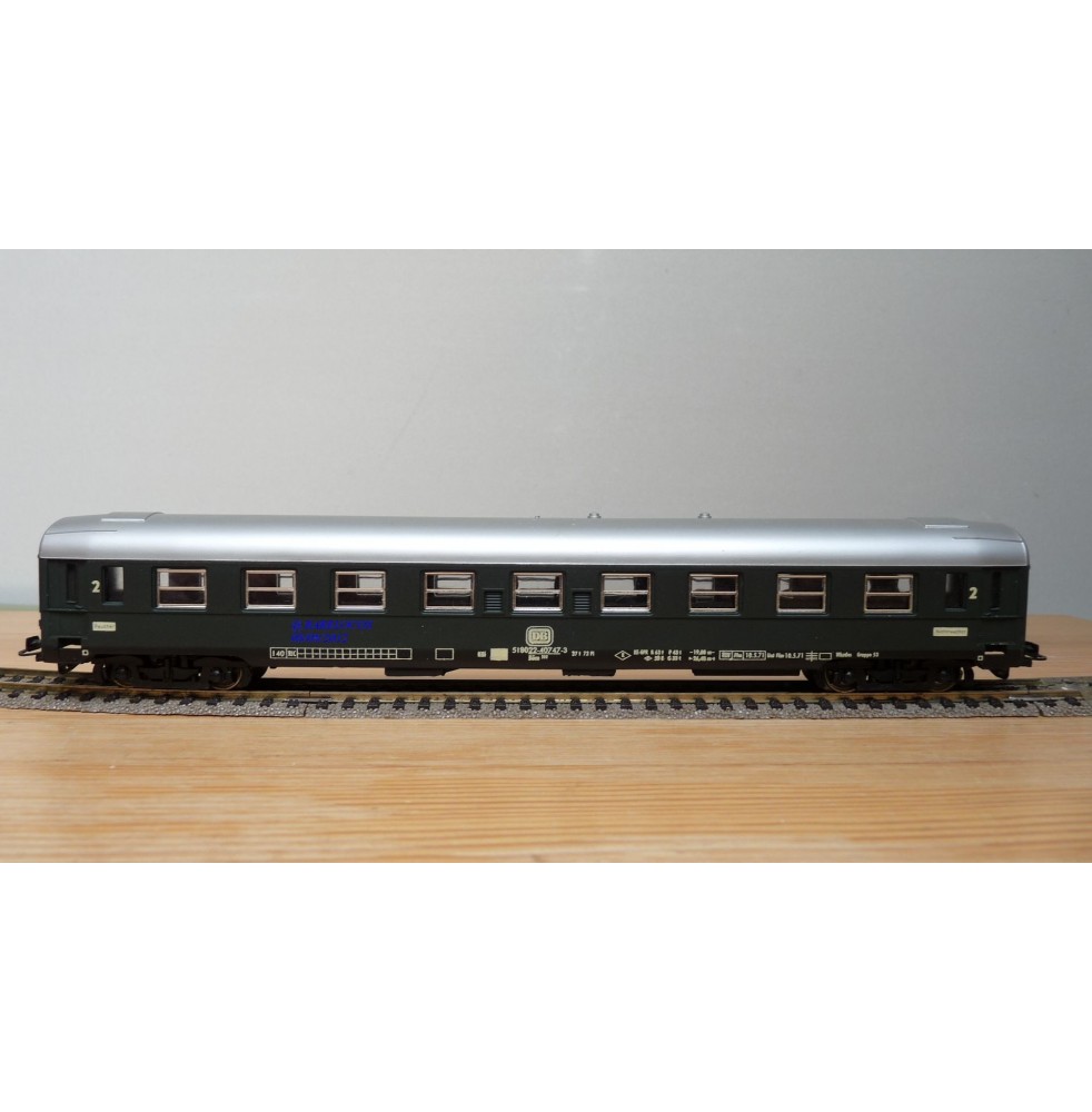 JOUEF  4673, voiture grandes lignes B9 UIC 2 Kl. DB BO