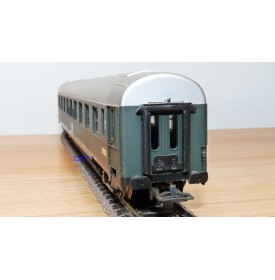 JOUEF  4673, voiture grandes lignes B9 UIC 2 Kl. DB BO
