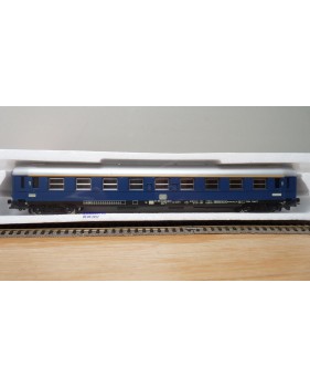 JOUEF  4674, voiture grandes lignes  type Aüm 202  A9 UIC 1 Kl. DB BO