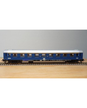 JOUEF  4674, voiture grandes lignes  type Aüm 202  A9 UIC 1 Kl. DB BO