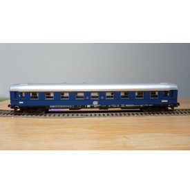 JOUEF  4674, voiture grandes lignes  type Aüm 202  A9 UIC 1 Kl. DB BO