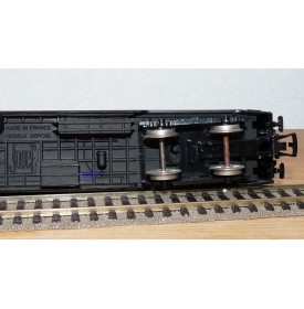 JOUEF  4674, voiture grandes lignes  type Aüm 202  A9 UIC 1 Kl. DB BO